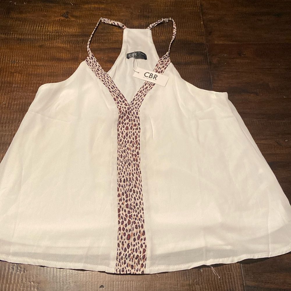 Ladies white camisole blouse with animal print accent large NWT CBR
